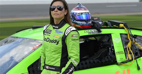 How NASCARs Danica Patrick Is Doing After Breast。